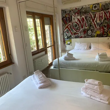 Foscari Cozy House ローマ